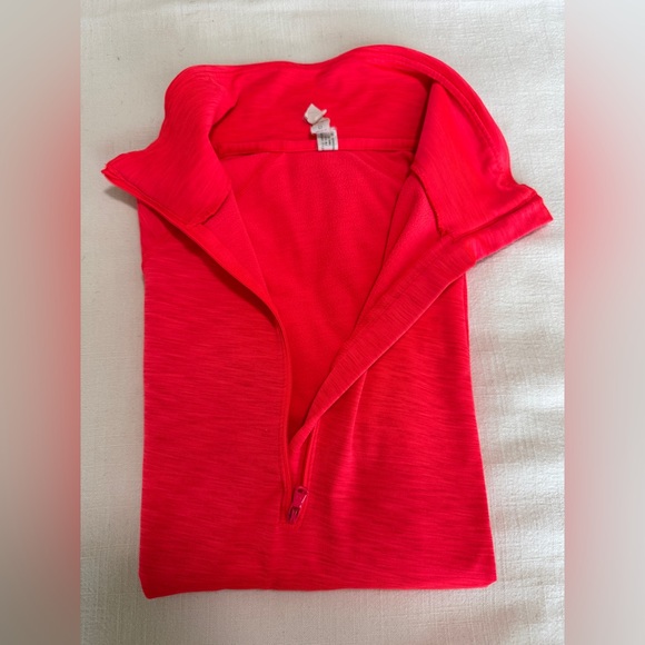Under Armour Bright Red Women's Quarter-Zip Hoodie, size M - Picture 6 of 6